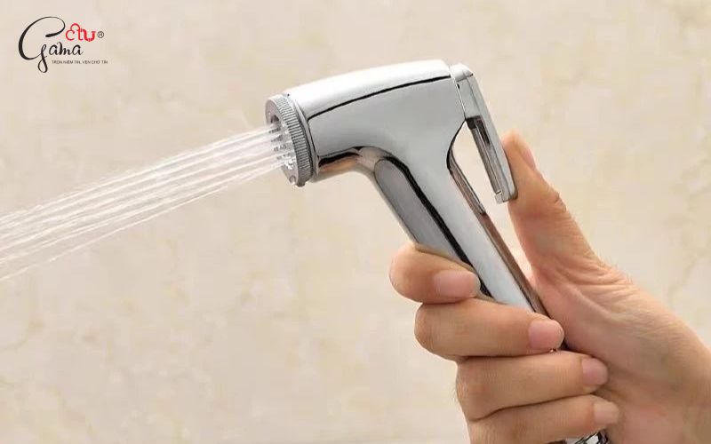 Vòi Xịt Vệ Sinh – Thiết Bị Không Thể Thiếu Trong Nhà Vệ Sinh Hiện Đại