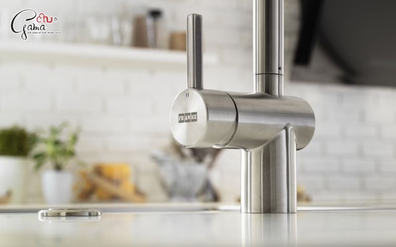 Vòi dạng cổ cao