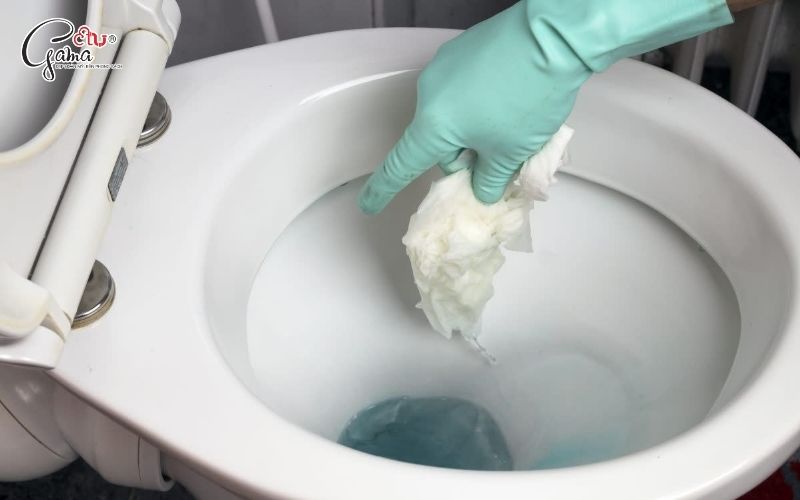 Những trường hợp có thể thông tắc bồn cầu bằng nước nóng