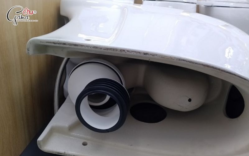 Lệch tâm bồn cầu trong quá trình sử dụng