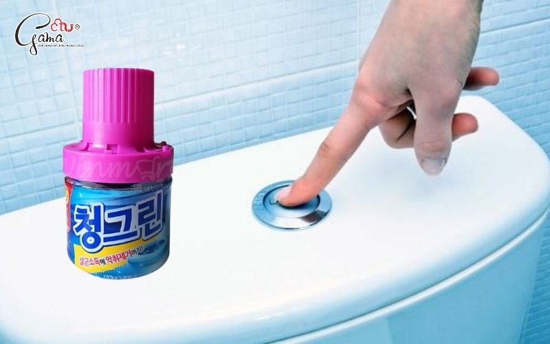 Đợi 10 phút trước khi xả nước