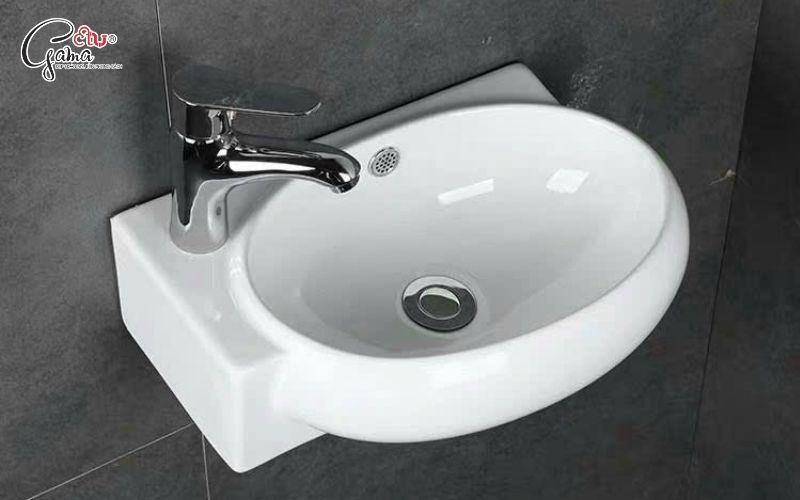 Treo tường phù hợp nhà nhỏ