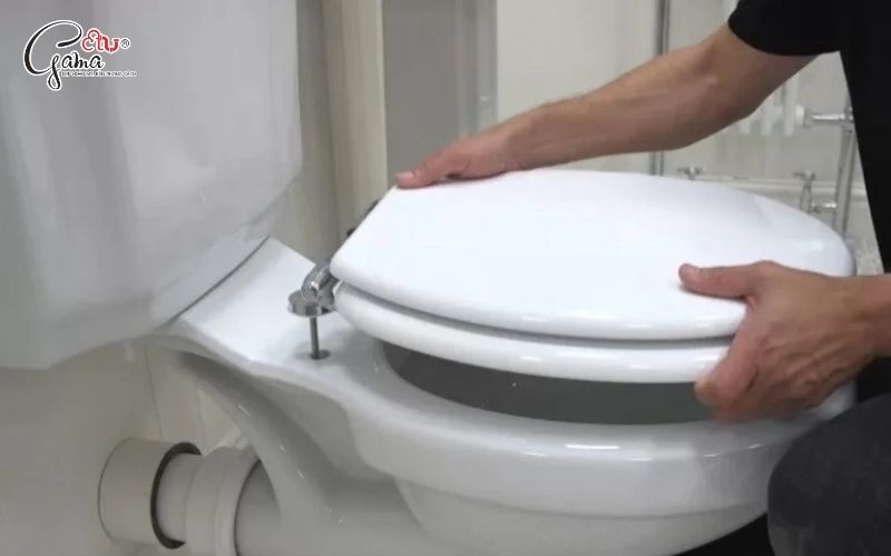 Những điều cần lưu ý khi thay nắp bồn cầu